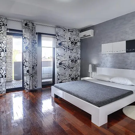 Villa Ant Medulin